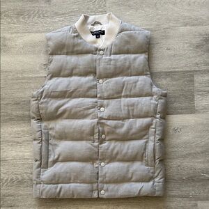 Mizzen+Main Light Gray Quilted Vest